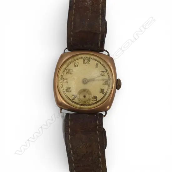1920'S 9ct ROSE GOLD GENT'S WRISTWATCH running no seconds hand. Showing wear