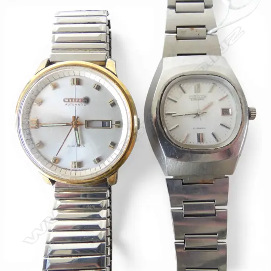 2 VINTAGE GENT'S CITIZEN WRIST WATCHES:  both running 1 strap faulted + 