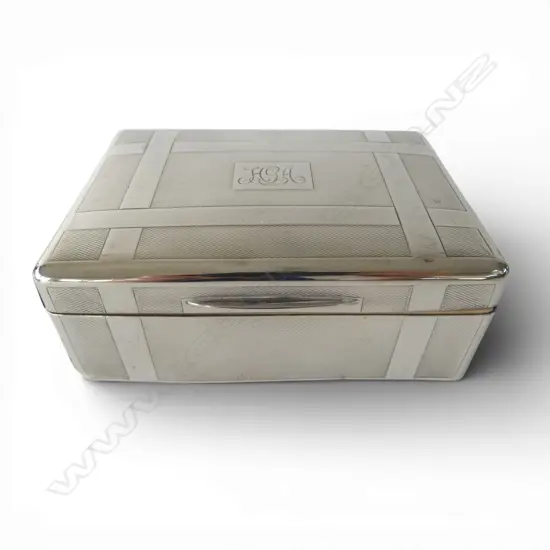 S/SILVER BOX 1914 SILVER WEIGHT 175GMS