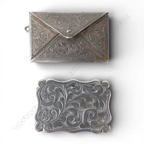 VICTORIAN SILVER VINAGRETE & STG SILVER STAMP CASE, 27.36mm