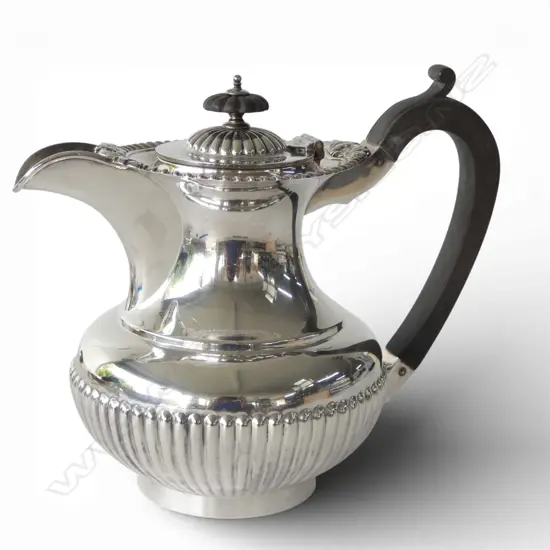 S/SILVER COFFEE POT BY COOPER BROS 1909 763GMS