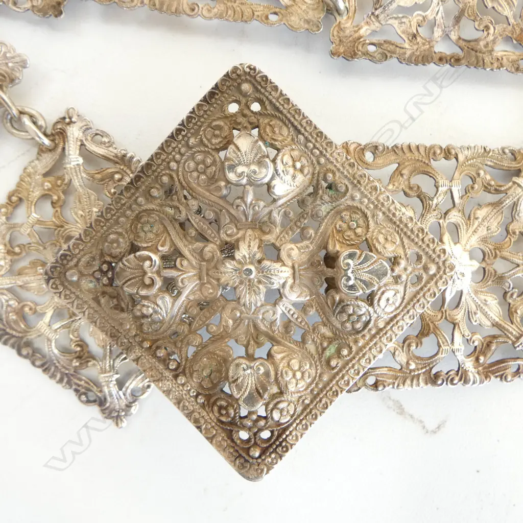 .925 SILVER BELT embossed & pierced floral design L.720mm 96gms Image 1++