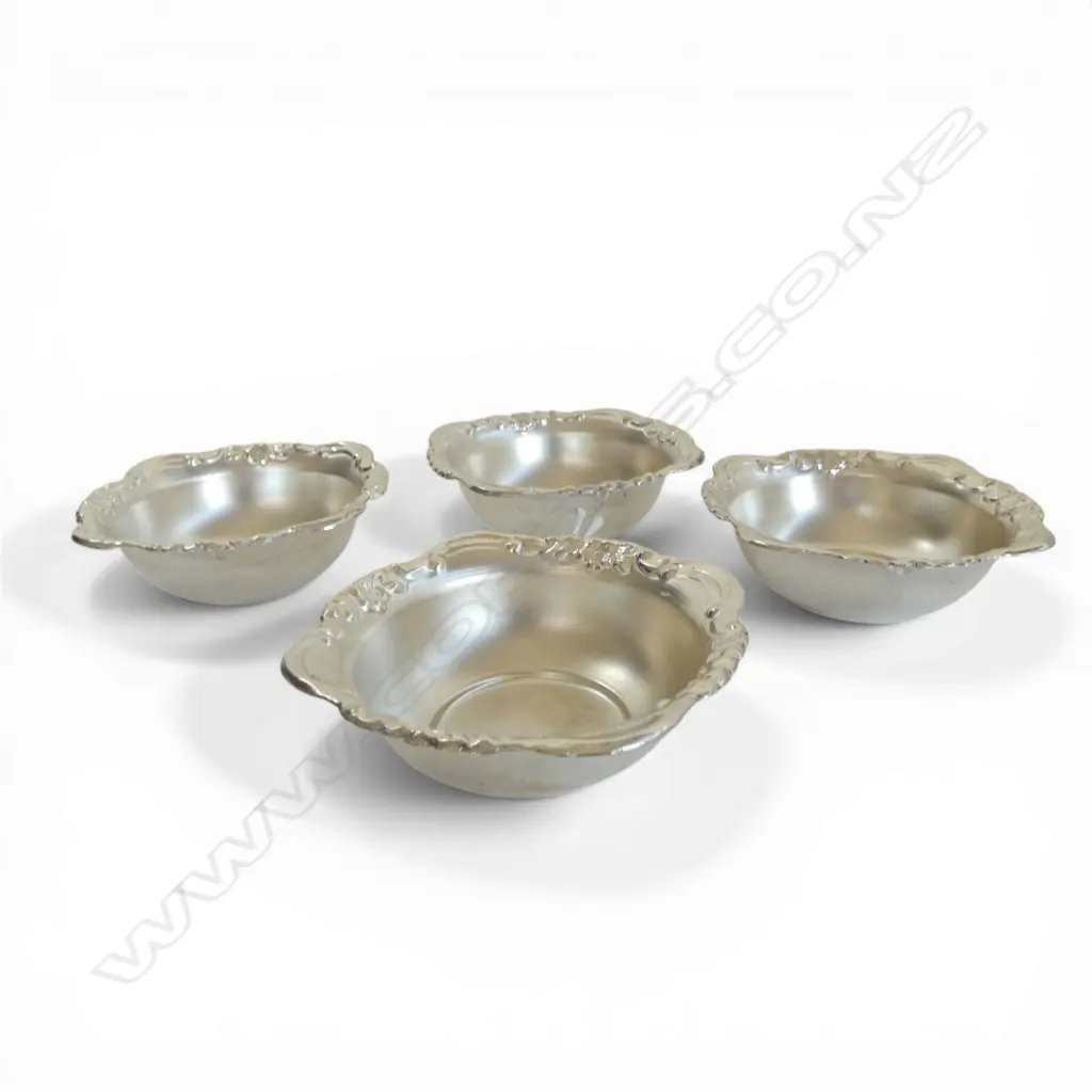 4 SILVER BOWLS DIA100MM184GMS Image 1++