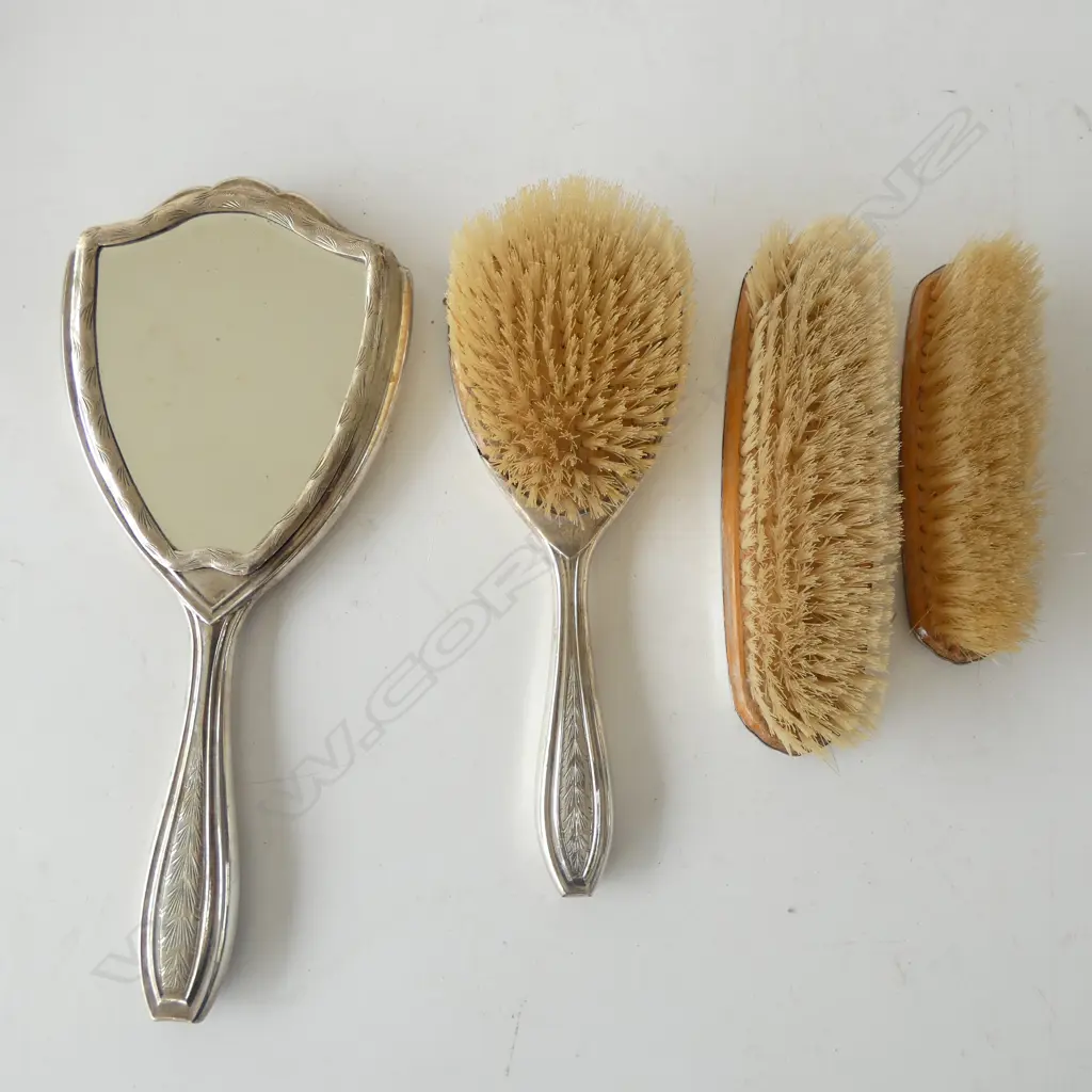 800 CONT SILVER 4PC DRESSINGTABLE SET Image 1++