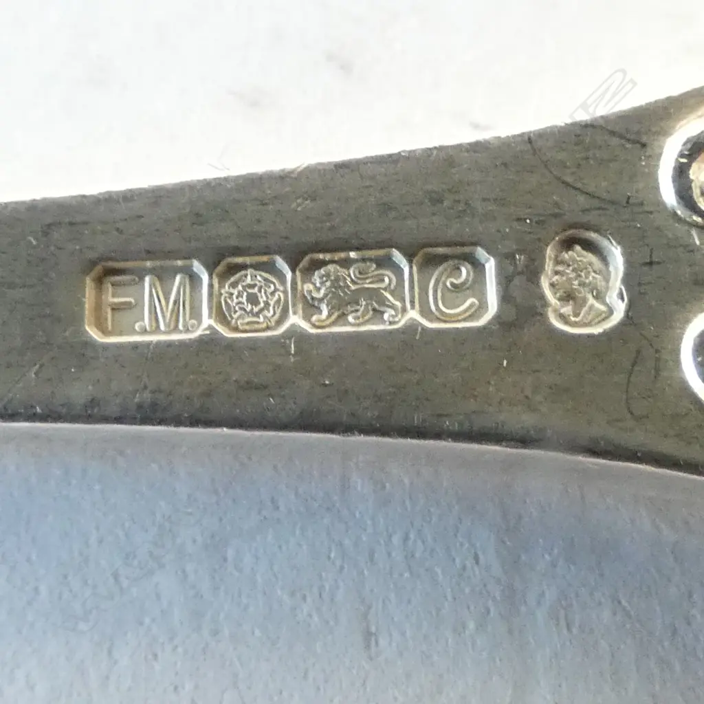 STG SILVER QEII TEASPOON, 27gms Image 1++