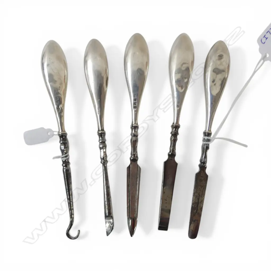 5 S/SILVER TOPPED MANICURE PCS Image 1++