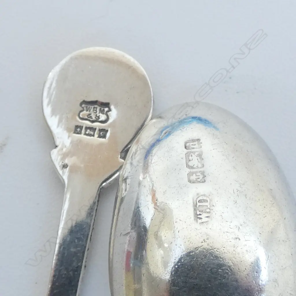 5 STG SILVER TEA SPOONS 58gms + 2 OTHER Image 1++