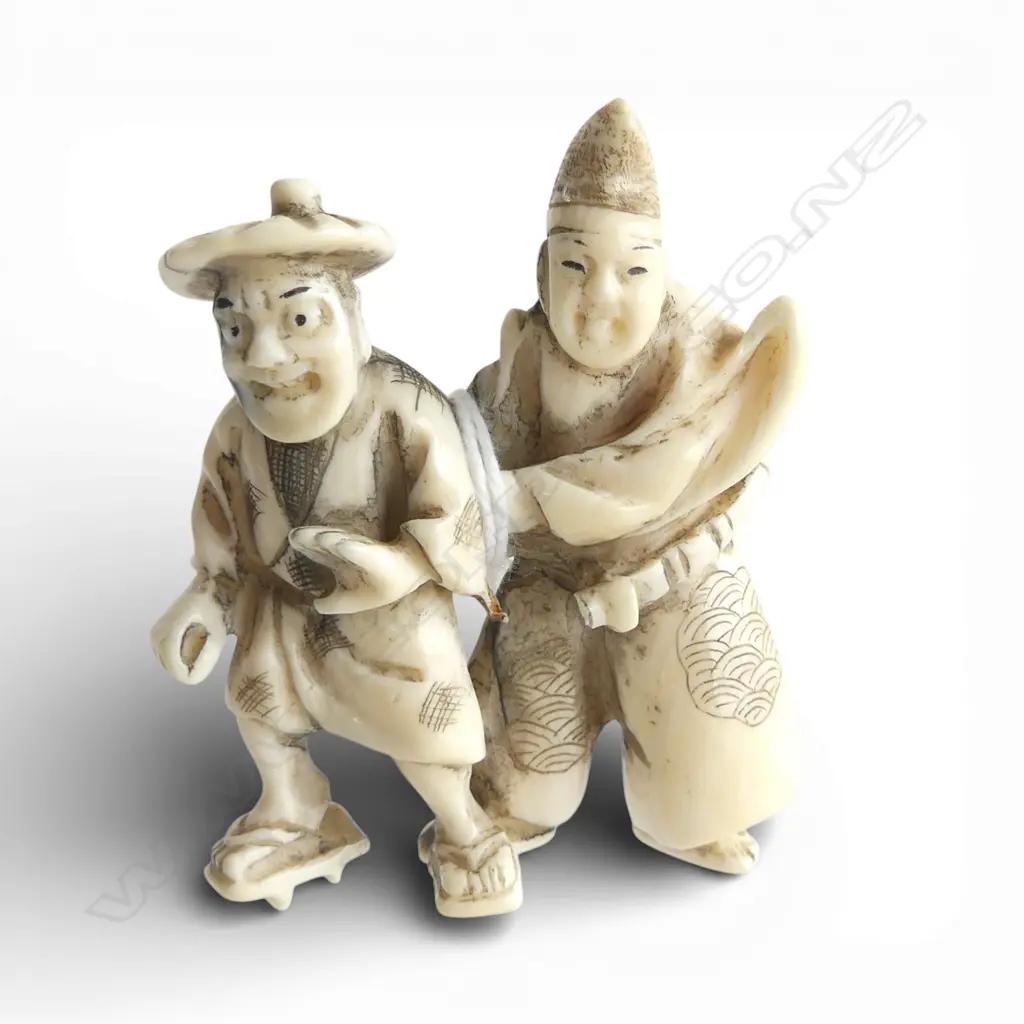JAPANESE CARVED IVORY NETSUKE two figures H.60mm Image 1++