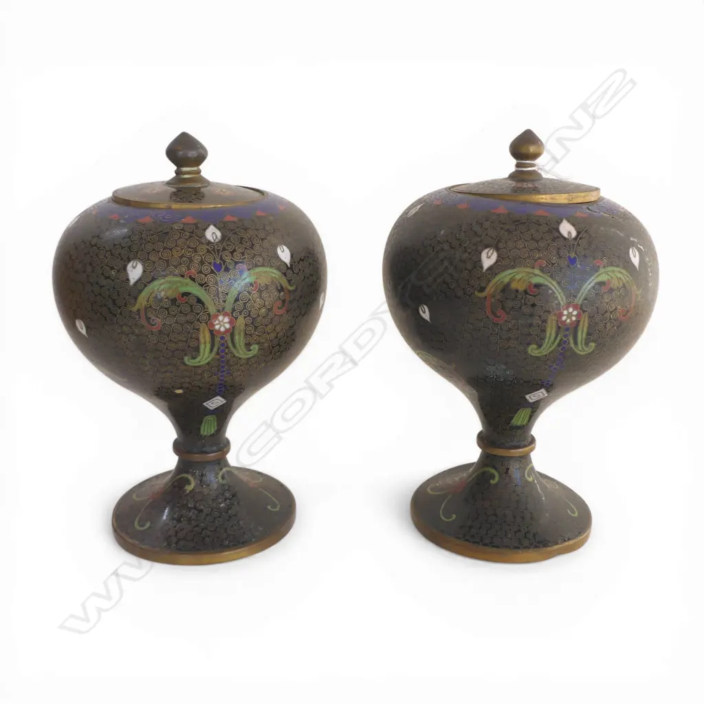 PR ORIENTAL CLOISONNE LIDDED URNS on PEDESTAL BASES, H.200mm Image 1++