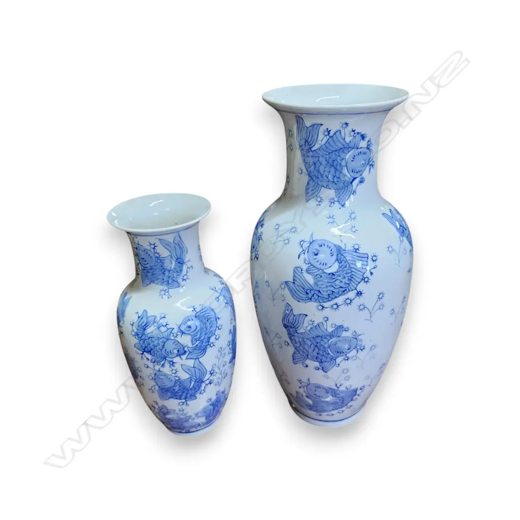 2 CHINESE PORCELAIN VASES WITH BLUE AND WHITE KOI FISH LARGE 360mm SMALL 260mm Image 1++