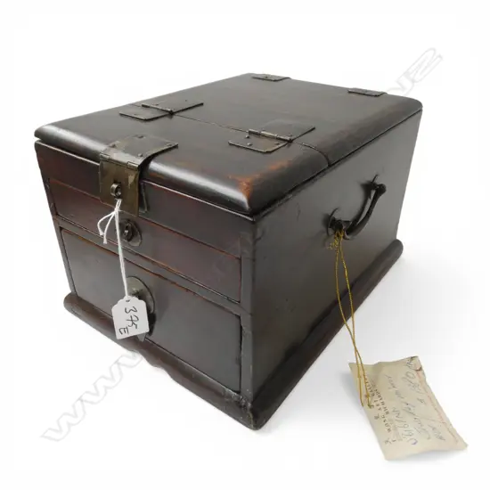OLD ORIENTAL JEWELLERY BOX w. MIRROR 220x290x175mm