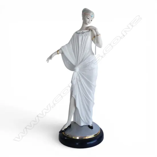 ITALIAN FIGURINE H.470mm