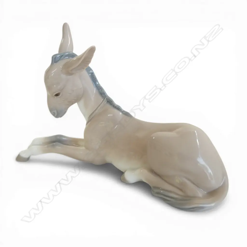 LLADRO DONKEY FIGURINE L.170mm Image 1++