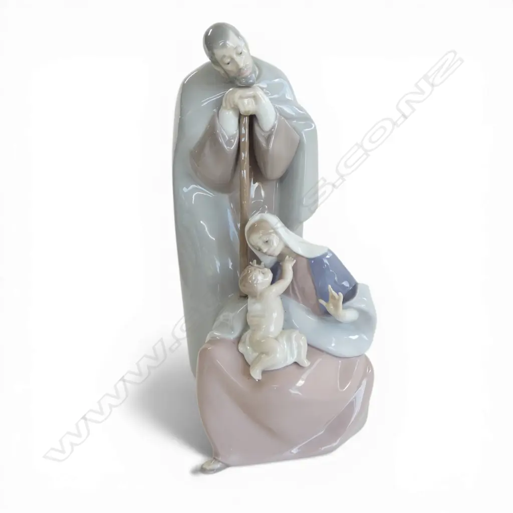 LLADRO FIGURINE 'THE BLESSED FAMILY' H.260mm Image 1++