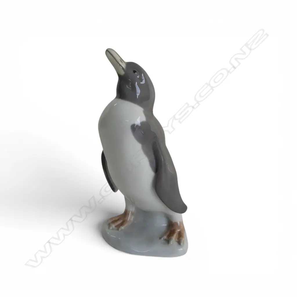 LLADRO PENGUIN #5247 H.165mm Image 1++