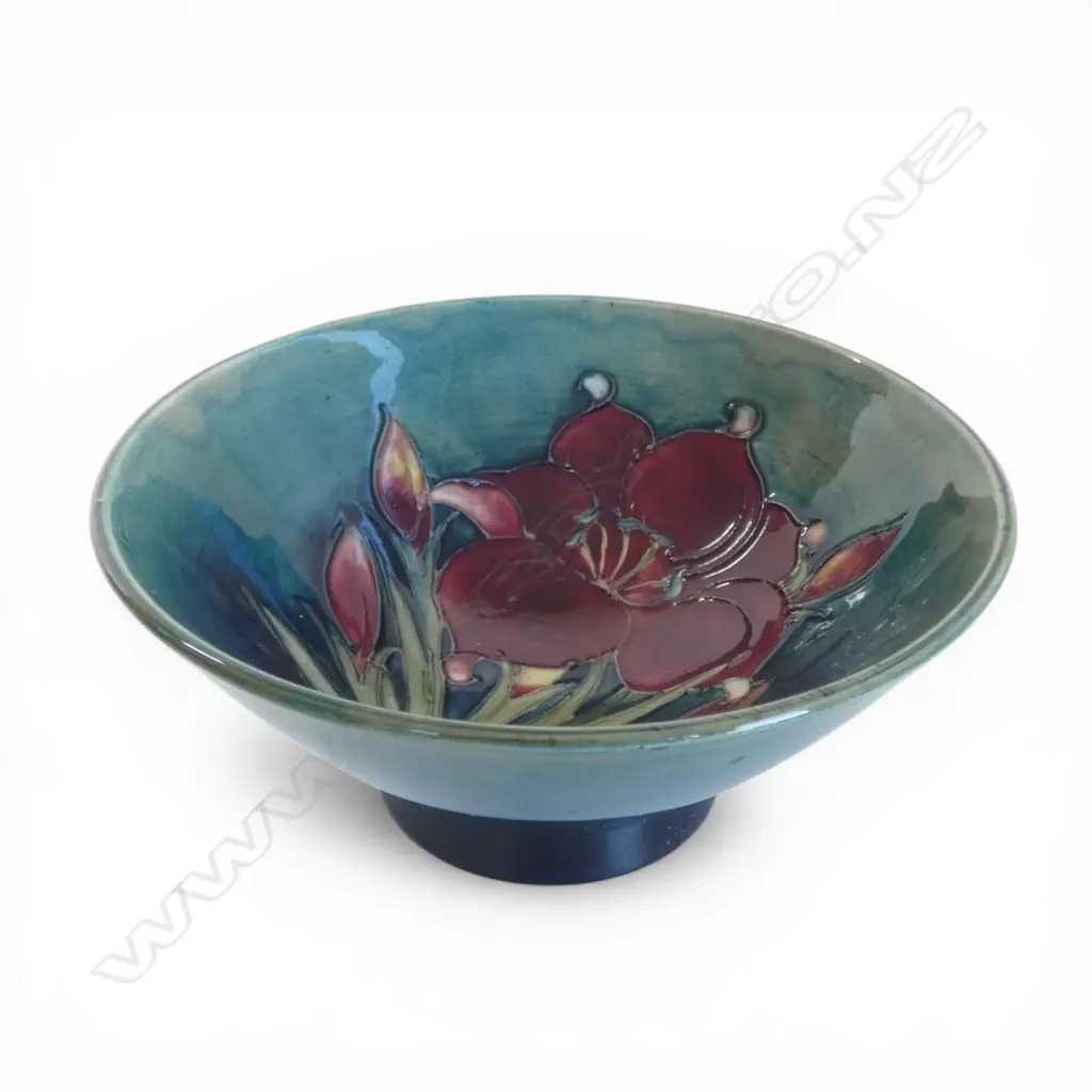 MOORCROFT FOOTED BOWL, Freesia Pat. Dia.150mm Image 1++