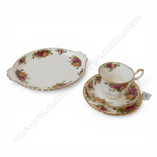 ASST. ROYAL ALBERT CHINA Incl. Old Country Roses