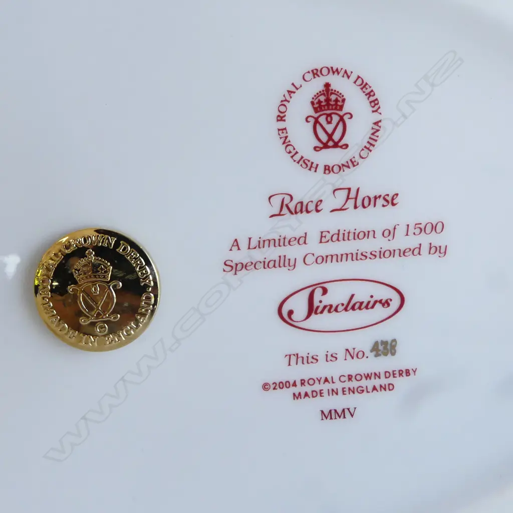 ROYAL CROWN DERBY RACE HORSE 438/1500 H.210mm, BOXED w. CERT. Image 1++