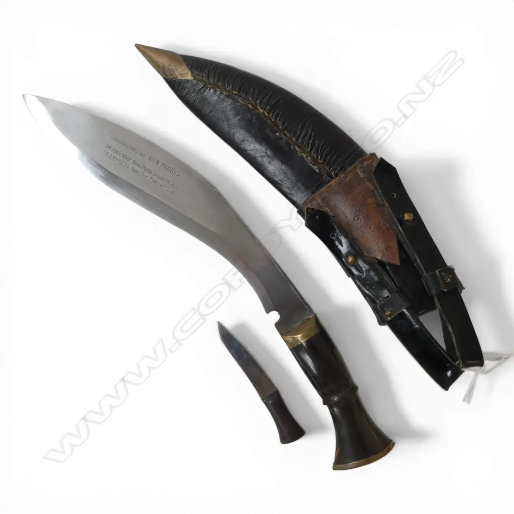 GURKHA ARMY ISSUE KUKRI KNIFE & LEATHER SCABBARD L.420mm Image 1++