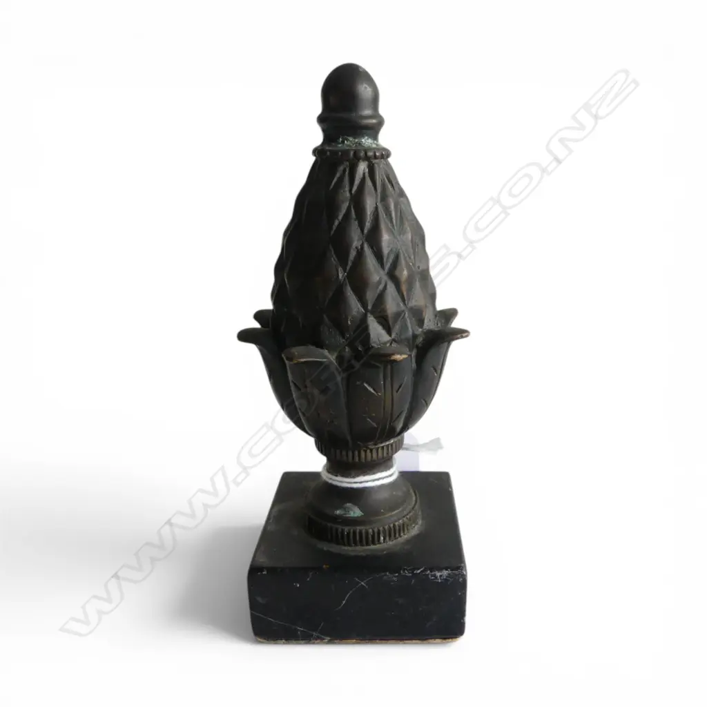 BRONZE BARLEY FINIAL ON MARBLE BASE H.130mm Image 1++