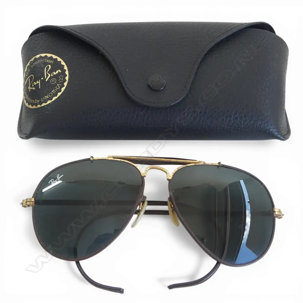 PR RAYBAN AVIATOR SUNGLASSES, CASED Image 1++