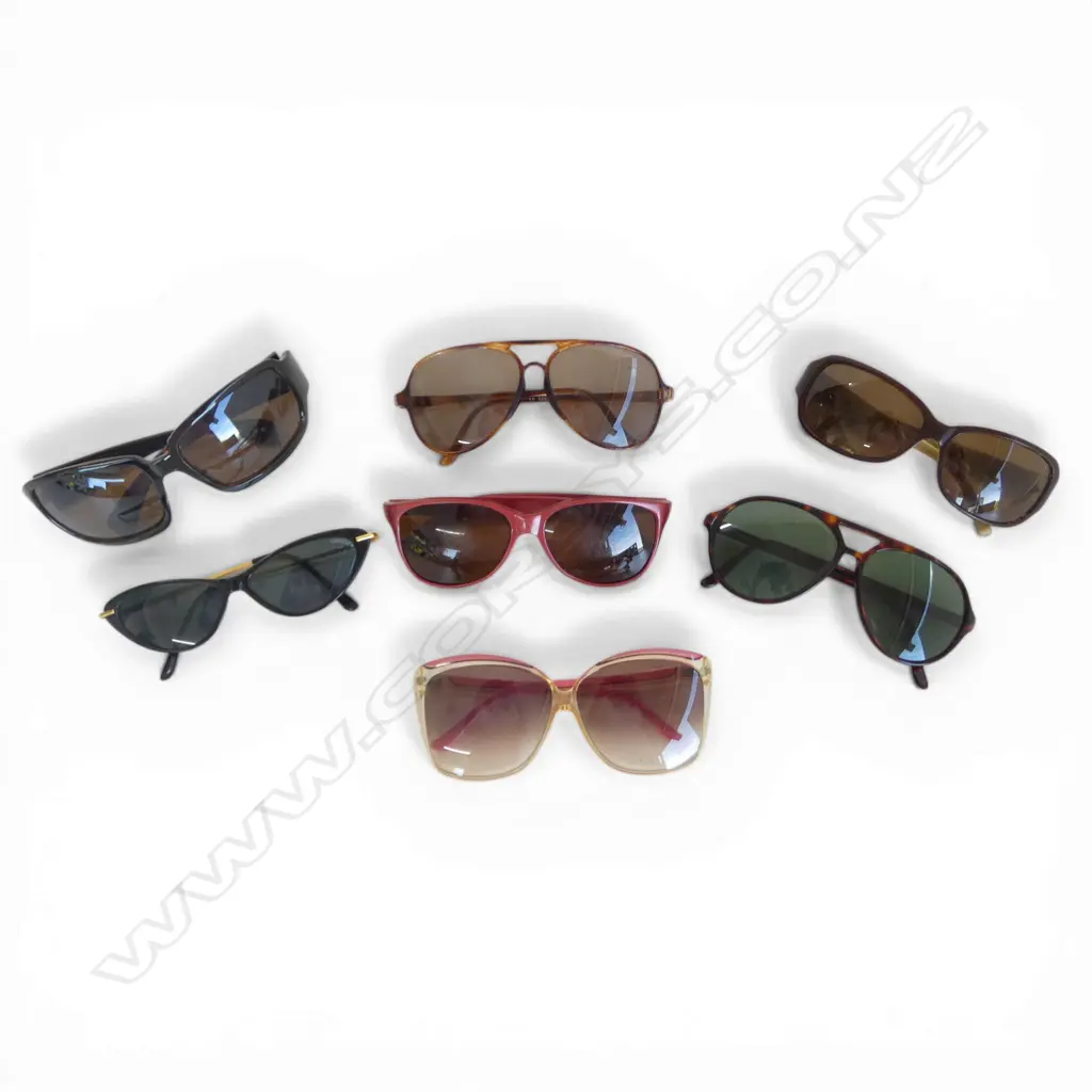 7 PRS SUNGLASSES INCL. BILL BASS, LE SPECS & CONCERT ITALY Image 1++