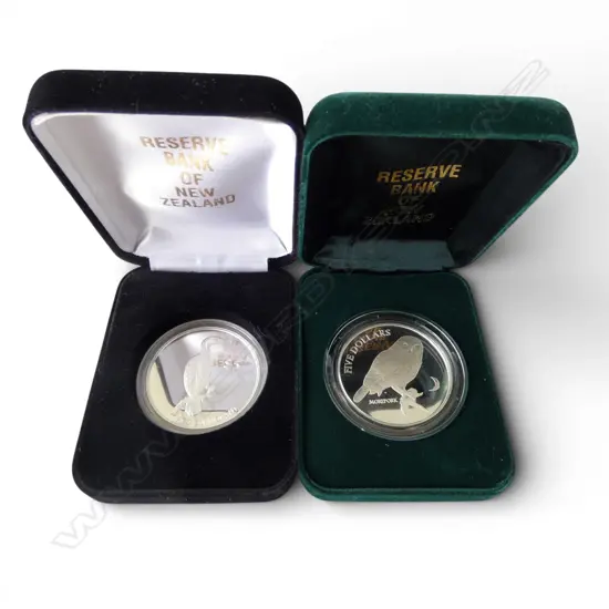 2 CASED N.Z. BIRD .999 SILVER PROOF $1 COINS; 1993 MOREPORK 28.28gms + 2000 PIED COMORANT 28.28gms