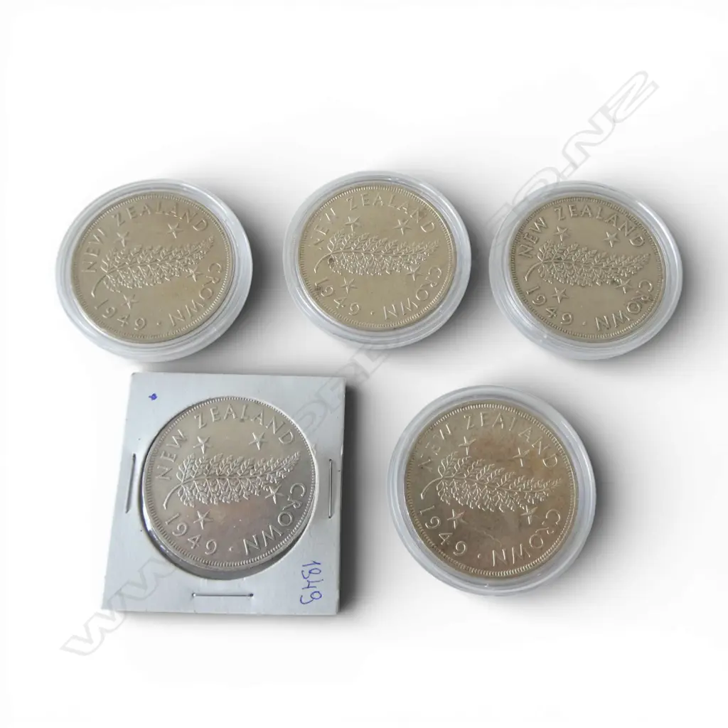 5 CASED 1949 N.Z. COMEMORATIVE ROYAL VISIT .500 SILVER CROWNS 114gms Image 1++