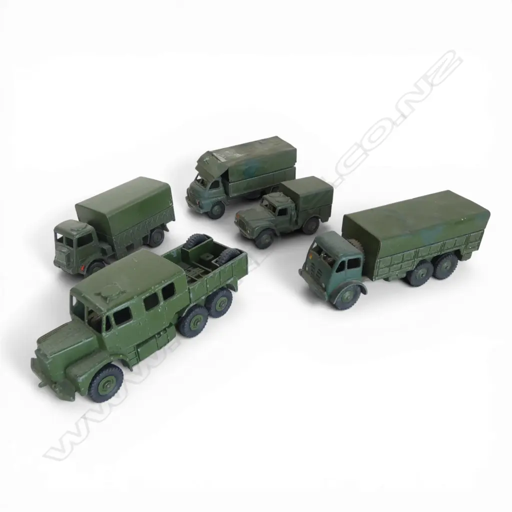 5 DINKY MILITARY TRUCKS  Image 1++