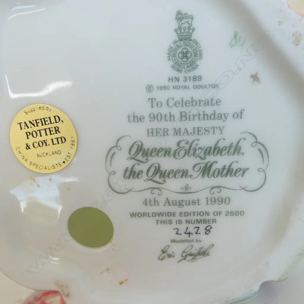 ROYAL DOULTON FIGURINE OF QUEEN MOTHER FOR HER 90TH BIRTHDAY, E/D. 2428/2500, 215mm - SEE NOTE Image 1++