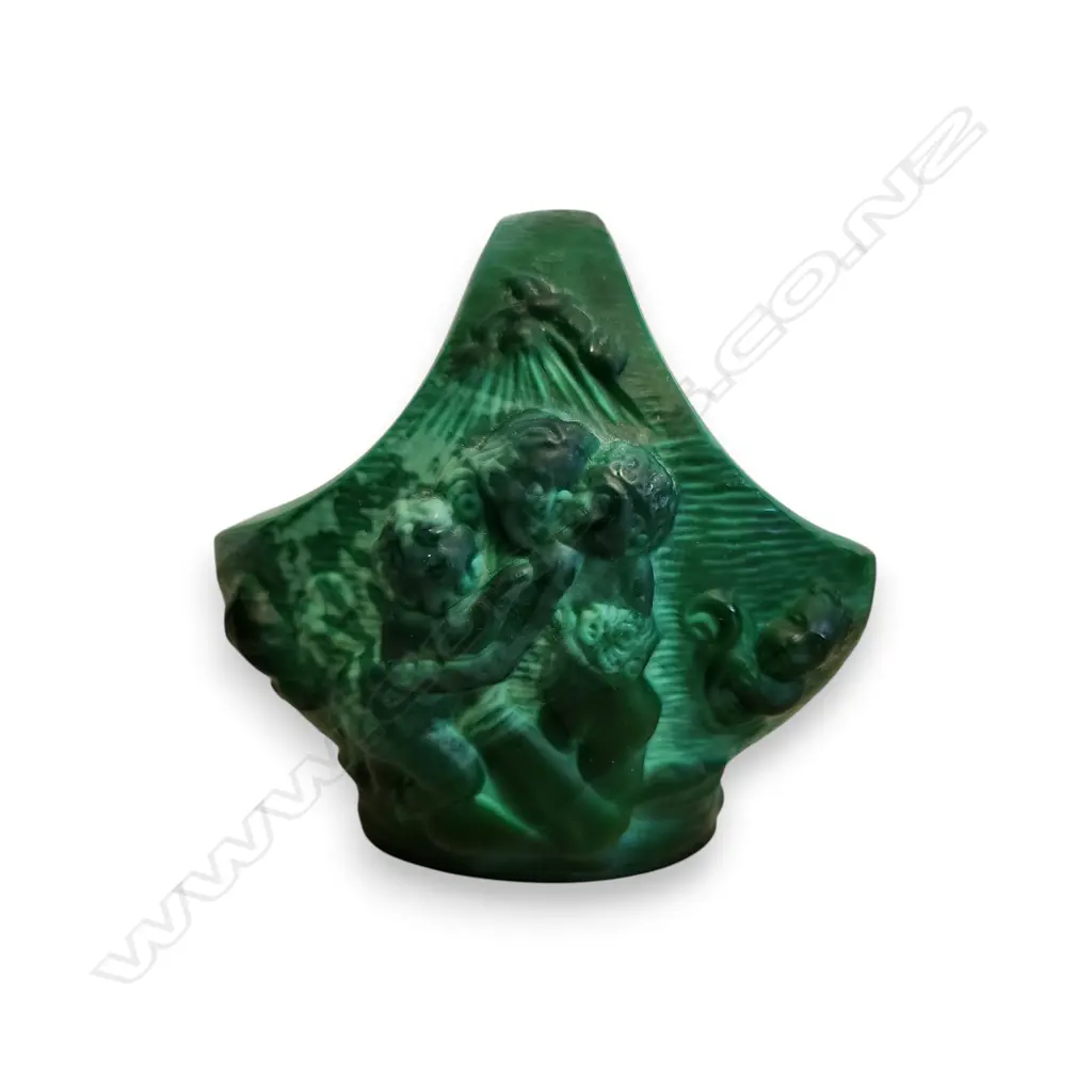 CZECH BOHEMIAN MALACHITE GLASS BASKET 150 x 150 mm Image 1++