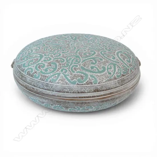 KEUM SUN LEE lidded dish, pale koru designs, dia.235mm, small chip to rim