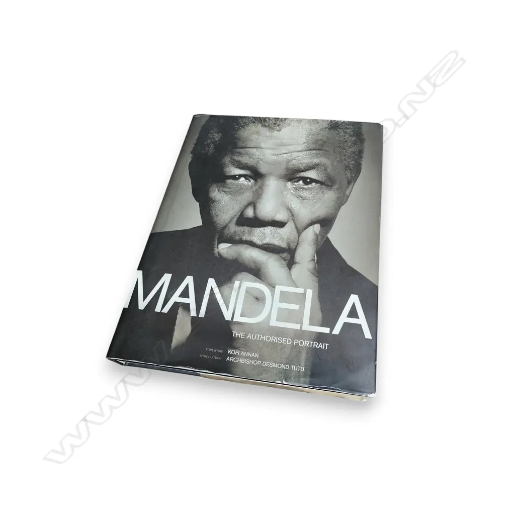 HARDCOVER BOOK MANDELA - THE AUTHORISED PORTRAIT Image 1++