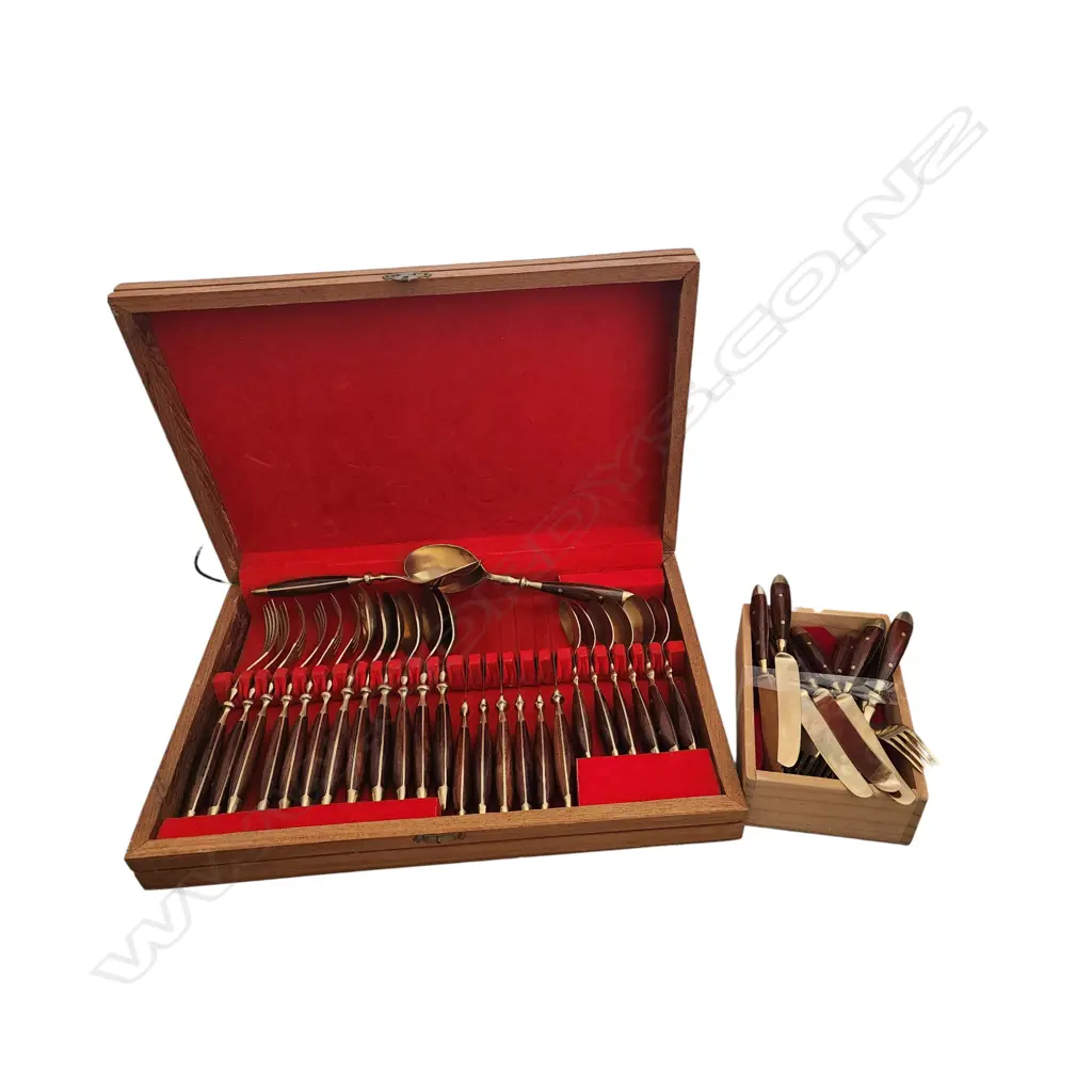 CANTEEN OF THAI BRASS AND WOOD CUTLERY Image 1++