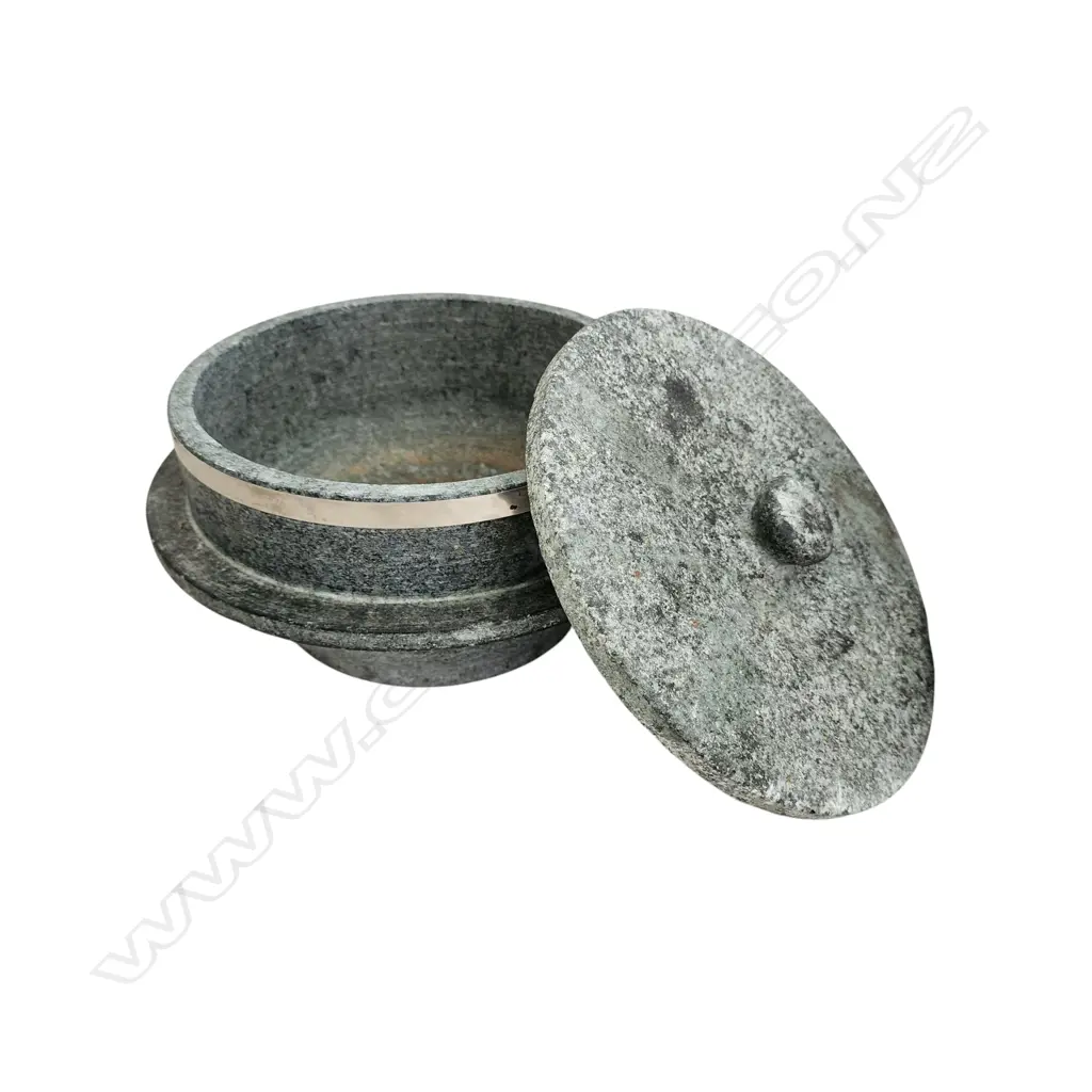 KOREAN STONE GOPDOL HOT POT 130 x 240 mm Image 1++