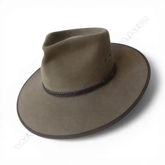 AKUBRA CATTLEMAN FELT HAT 