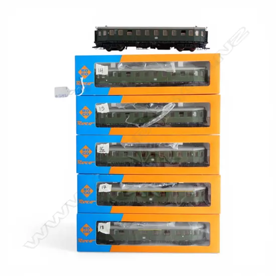 5 BOXED ROCO HO DB 'PIKE COACHES' + LOOSE; 3x 44439, 44444, 44450
