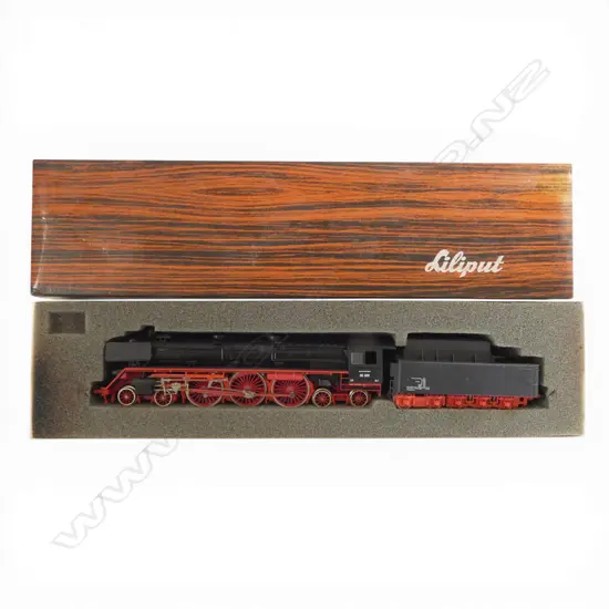 BOXED LILIPUT HO DB STEAM LOCOMOTIVE & TENDER 05 003 10502