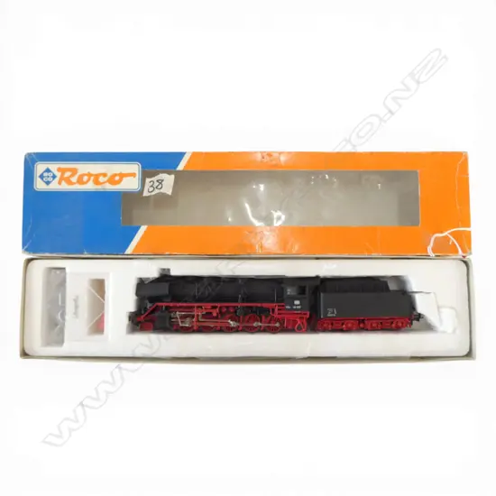 BOXED ROCO HO DB STEAM LOCOMOTIVE & TENDER 44 1137 43262
