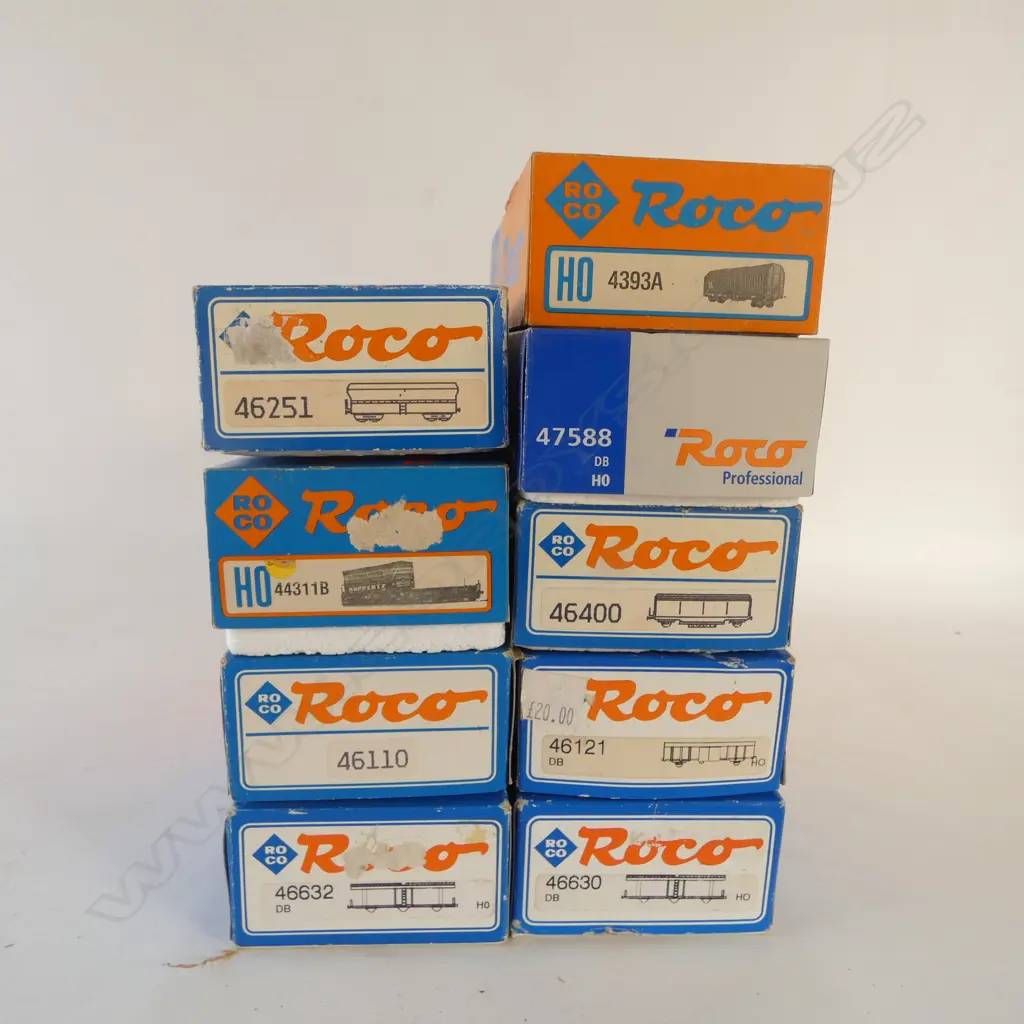 9 ASST. BOXED HO DB ROCO WAGONS ... Image 1++