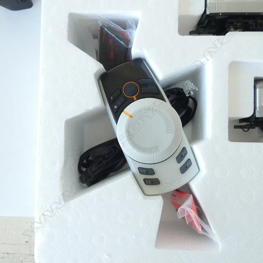 BOXED COMPLETE ROCO PLATIN HO DIGITAL-START SET 41250 Image 1++