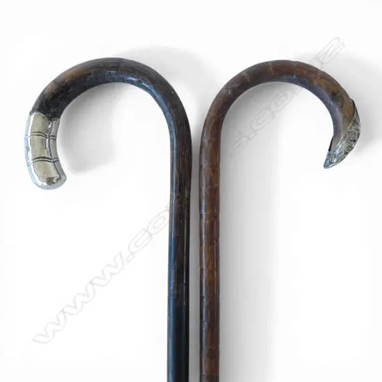 2 WALKING STICKS w. STG SILVER CAPS L.900mm
