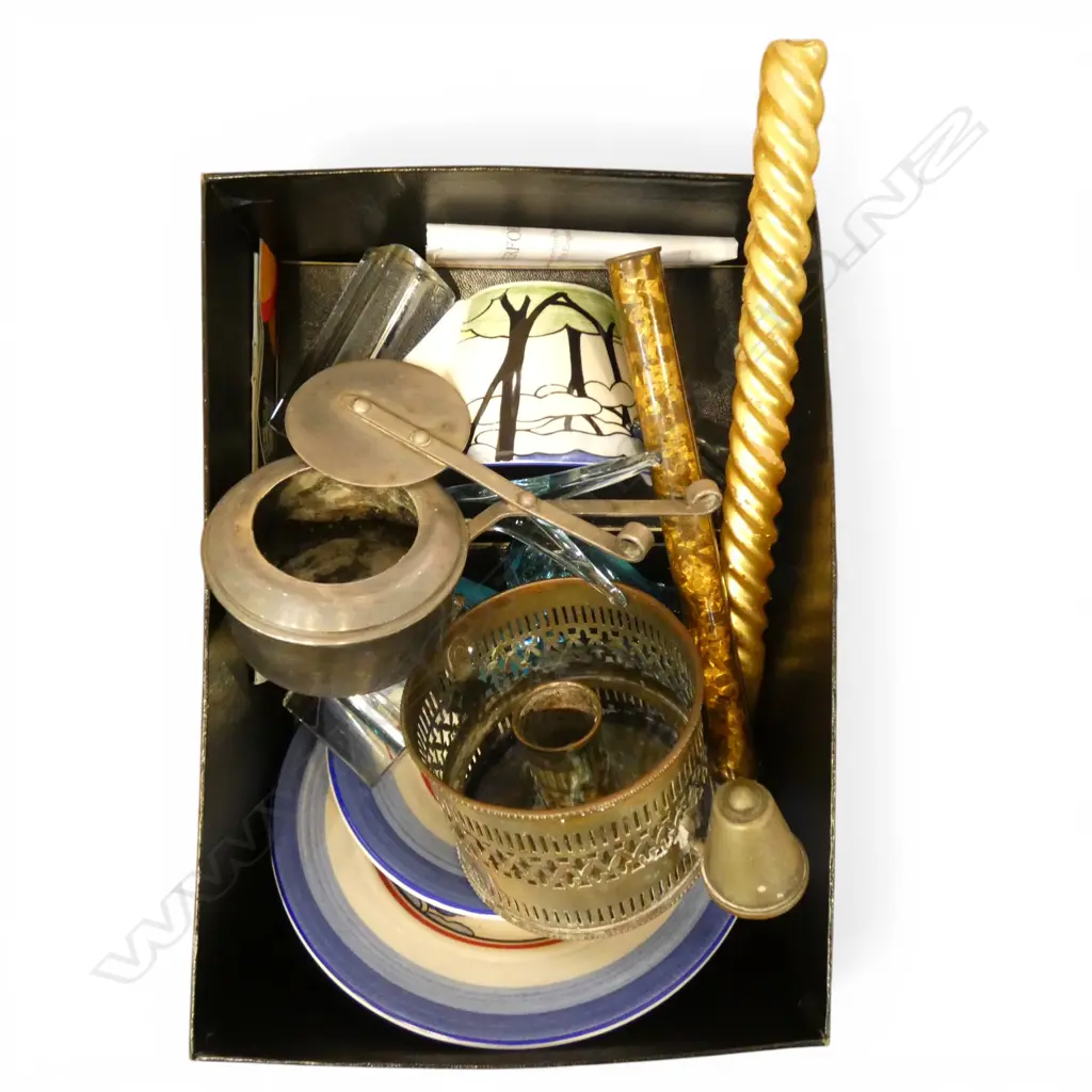 ASST. ITEMS; WEDGWOOD CLARICE CLIFF TRIO ETC Image 1++