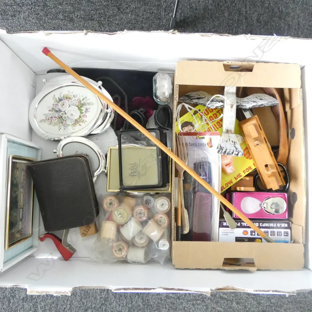 ASST; PHOTO FRAMES, ETC Image 1++