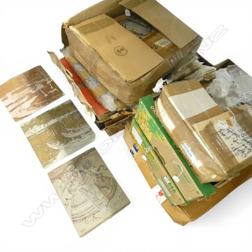 EIGHT BOXES OF LINOCUT PLATES BY THE ARTIST HELLMUTH WEISSENBORN Image 1++