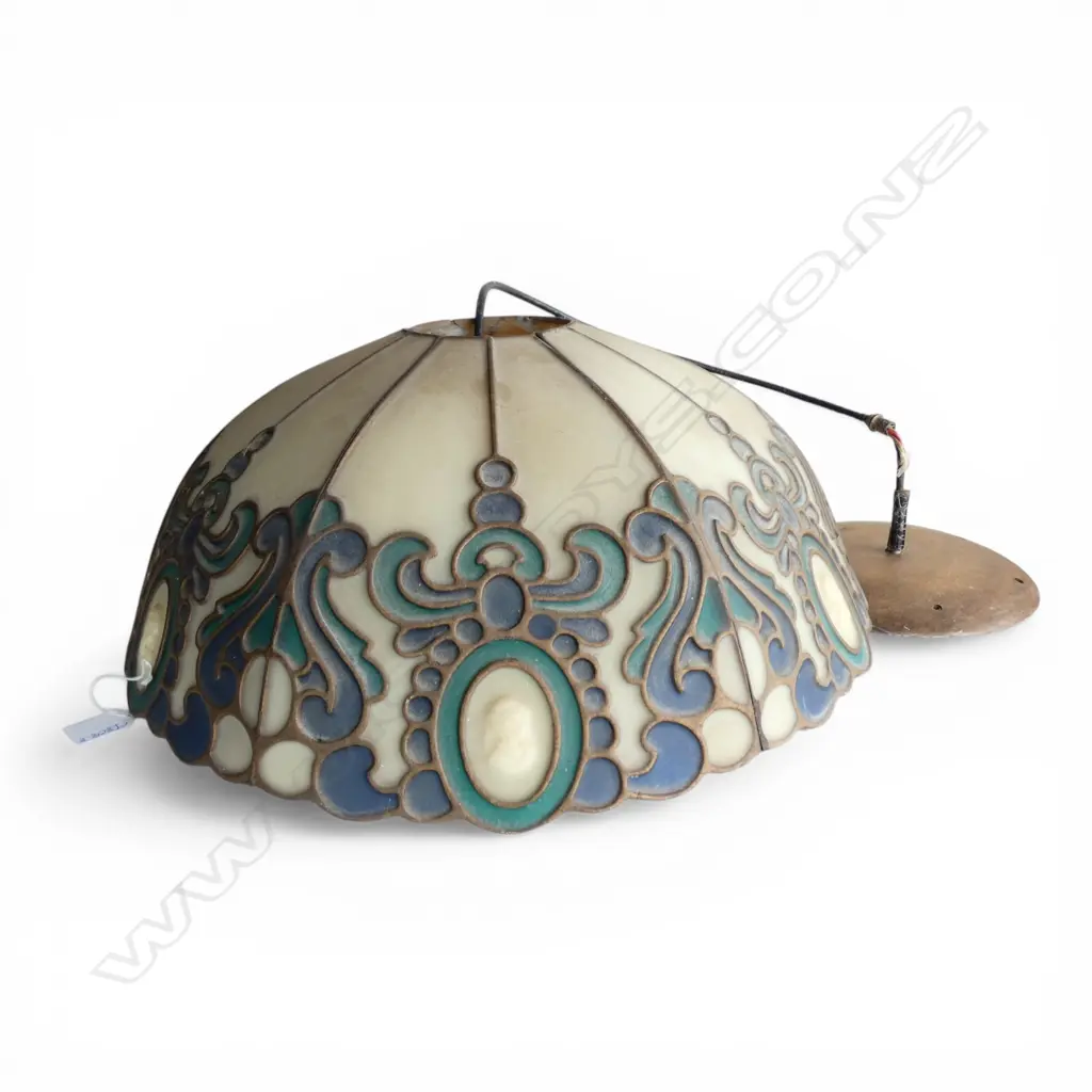 VINTAGE PENDANT LIGHT SHADE & FITTING  Image 1++