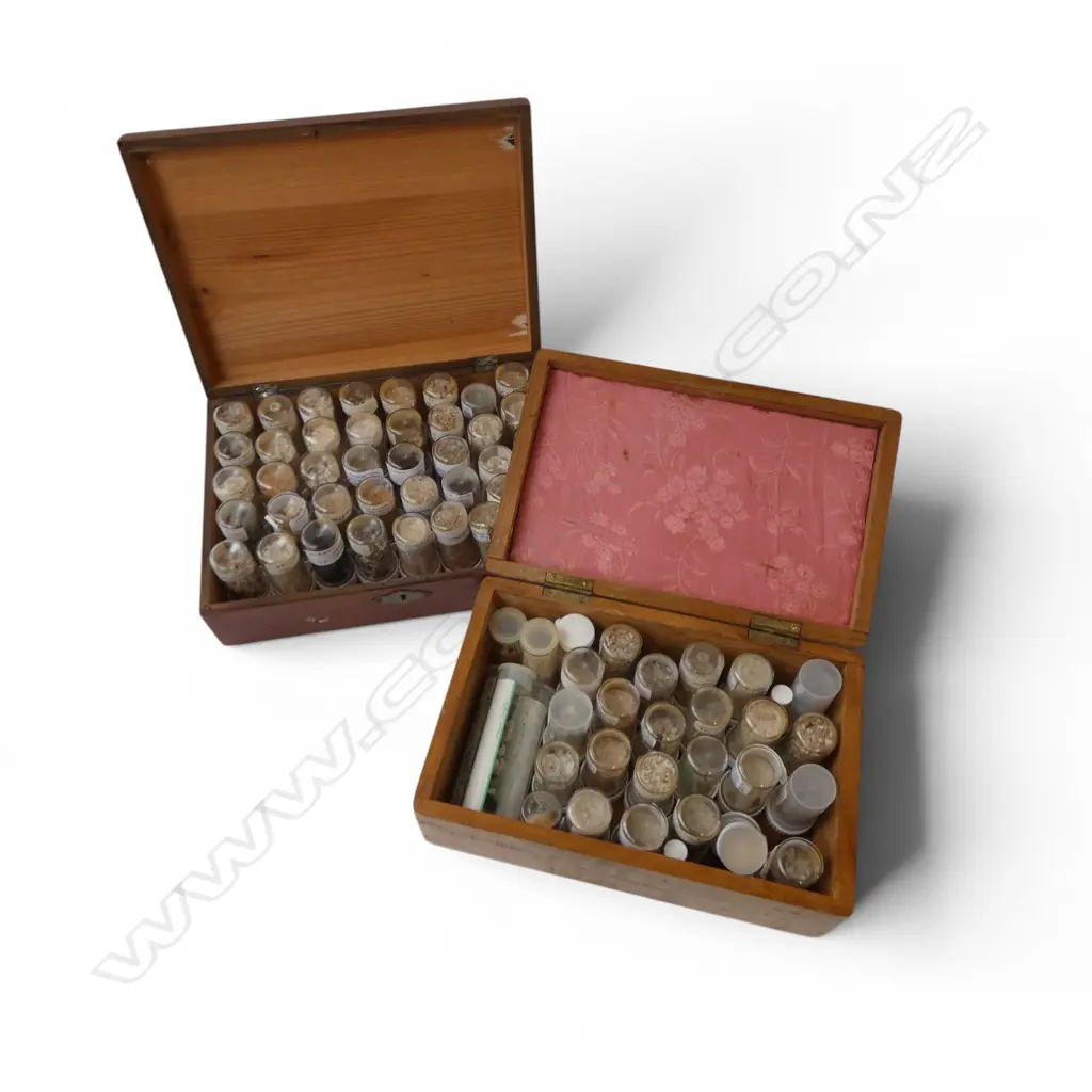 2 BOXES OF 70+ WORLD BEACH SANDS Image 1++