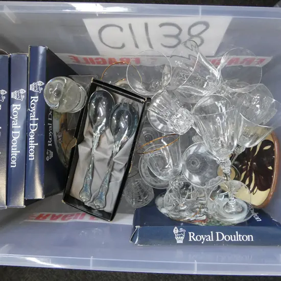 ASST. CRYSTAL GLASSWARE, 4 ROYAL DOULTON BOXED PLATES ETC