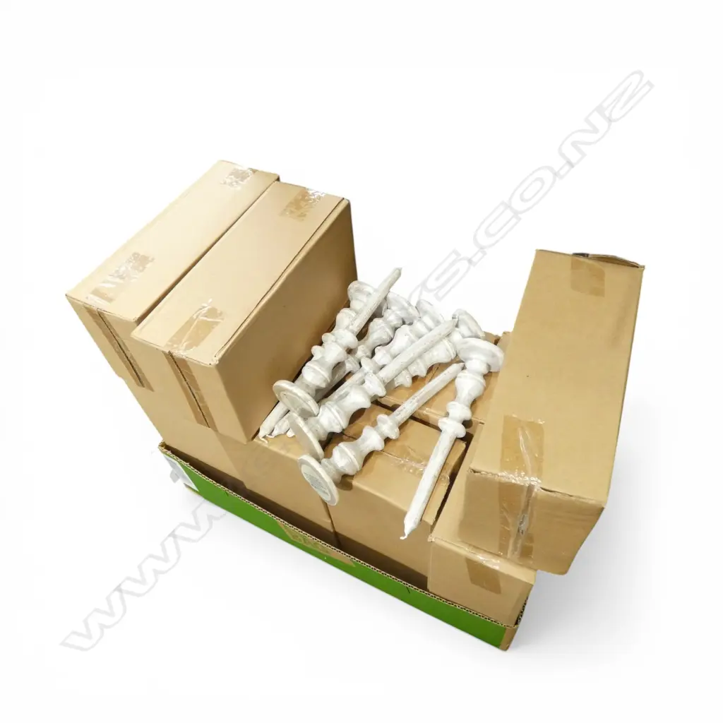 32 CANDLES H.250mm Image 1++