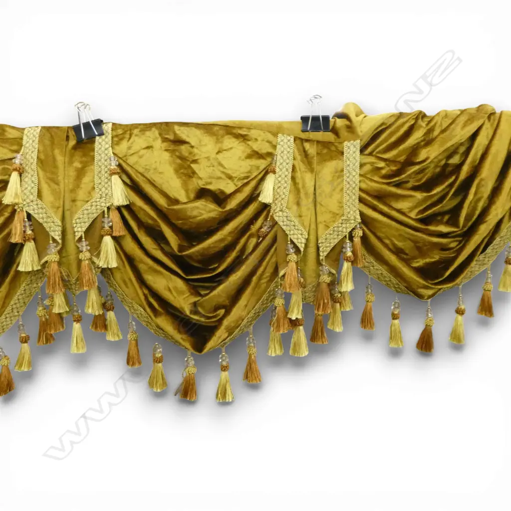 VELVET CURTAIN SWAG TRIM Image 1++